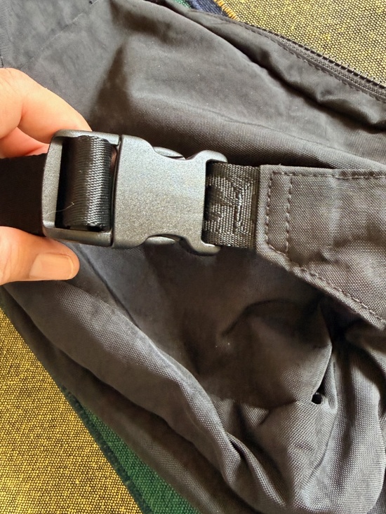 Baggu original. Waist medium bag. Adjustable  - black color